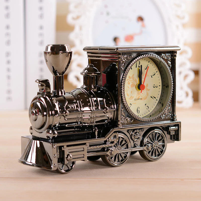 🚂 Retro stolový budík v tvare lokomotívy – vintage dekorácia a spoľahlivé budenie