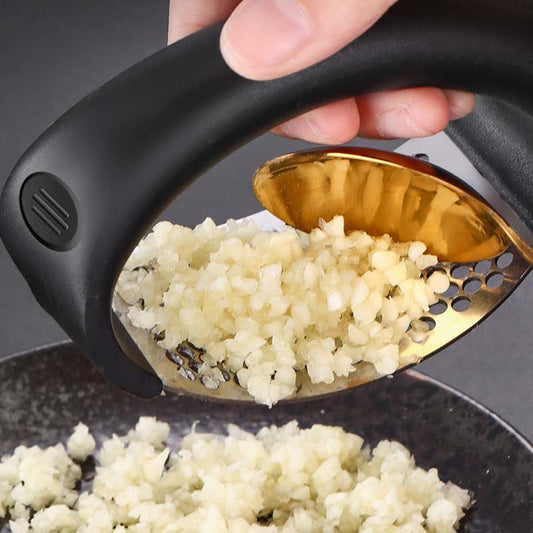 【 🔥Kúpte 1 kus a získajte 2 zadarmo (3 kusy)】🍳 Nový Lis Na Cesnak Z Nerezovej Ocele – Rýchla Príprava Bez Stresu! 🧄