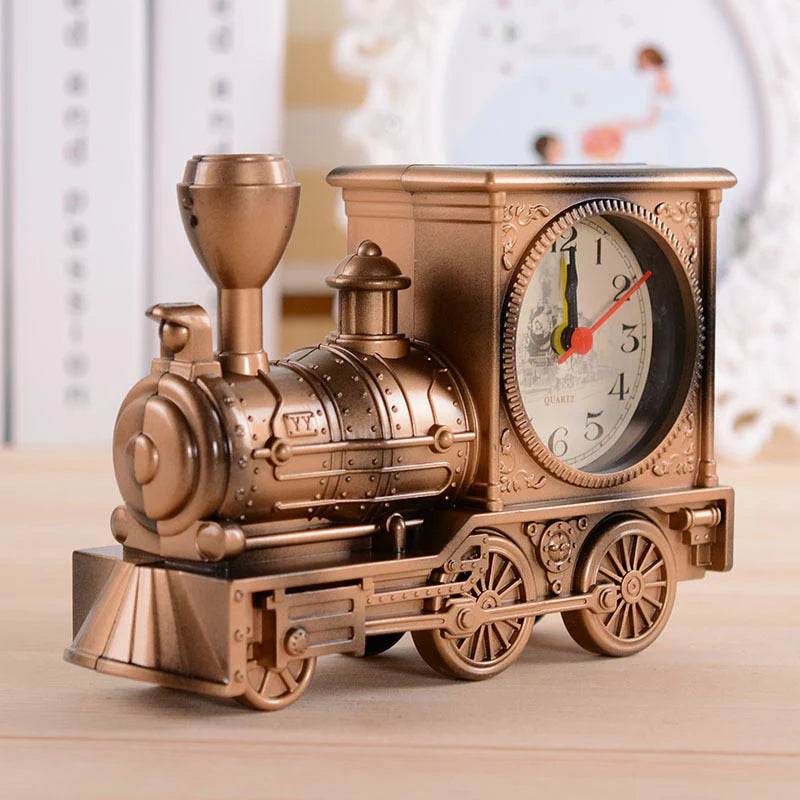 🚂 Retro stolový budík v tvare lokomotívy – vintage dekorácia a spoľahlivé budenie
