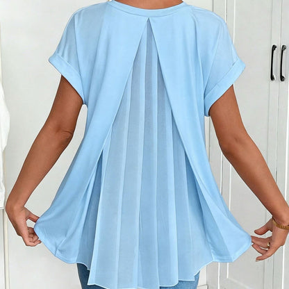 👕✨ Voľné tričko s V výstrihom a plisovaným chrbtom – štýl a pohodlie v jednom