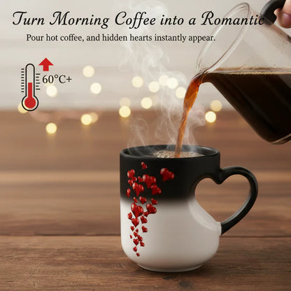☕ Magický hrnček meniaci farbu so srdcom – Romantika v každom dúšku! ✨