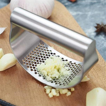 【🧄 Ľahko rozdrvte cesnak alebo zázvor】Lis na cesnak z nehrdzavejúcej ocele