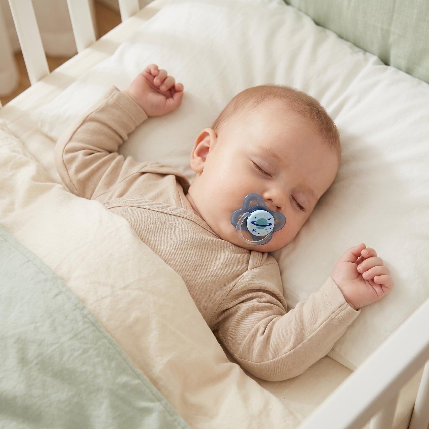 🍼✨ Silikónový cumlík s klipom – ako mamičkino prsie, bezpečný a praktický!