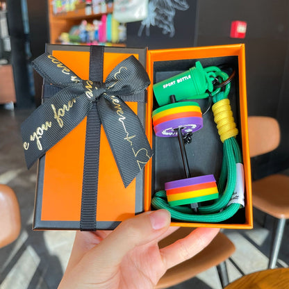 🎁Kreatívna kľúčenka v tvare mini činky – farebný silikónový a kovový dizajn | Perfektný darček pre milovníkov fitness!