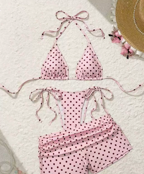 👙✨ Retro bodkovaná 3-dielna bikiny súprava – roztomilosť a štýl v jednom