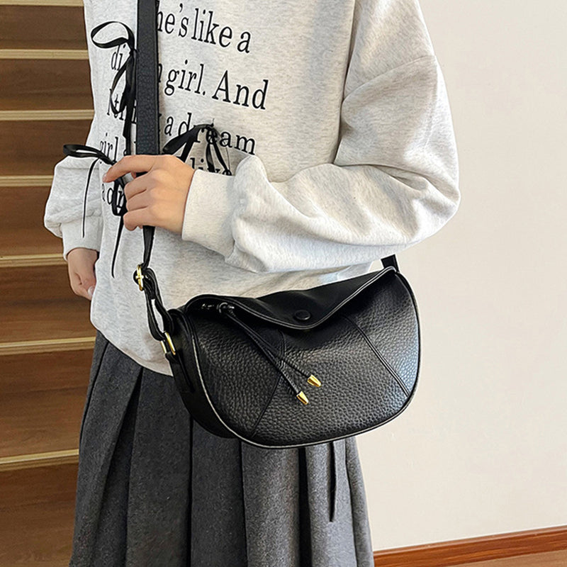 👜 Minimalistická crossbody kabelka Dumpling – štýl a praktickosť v jednom