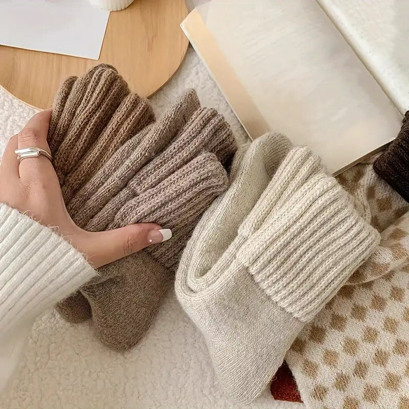 （🔥Kúp 1 získaj 1 zadarmo🔥）Teplé kašmírové krátke ponožky