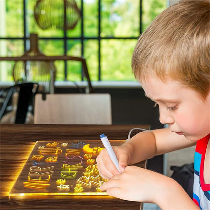 💡LED tabuľa na písanie rukou 【so 7 farebnými perami】